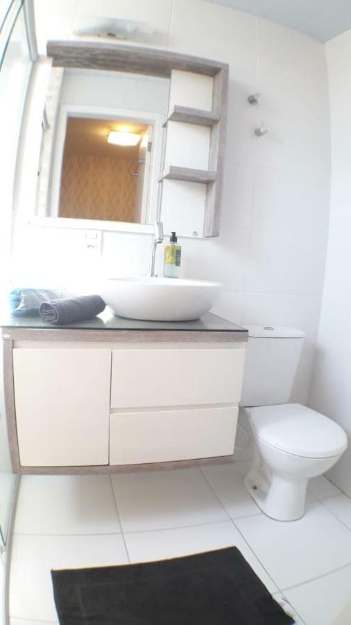 Apto/Suite Com Vista Para O Mar - 30 M Da Praia Florianópolis Esterno foto